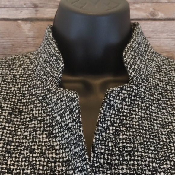 Liz Claiborne Tweed Jacket Size Small. - Picture 2 of 9